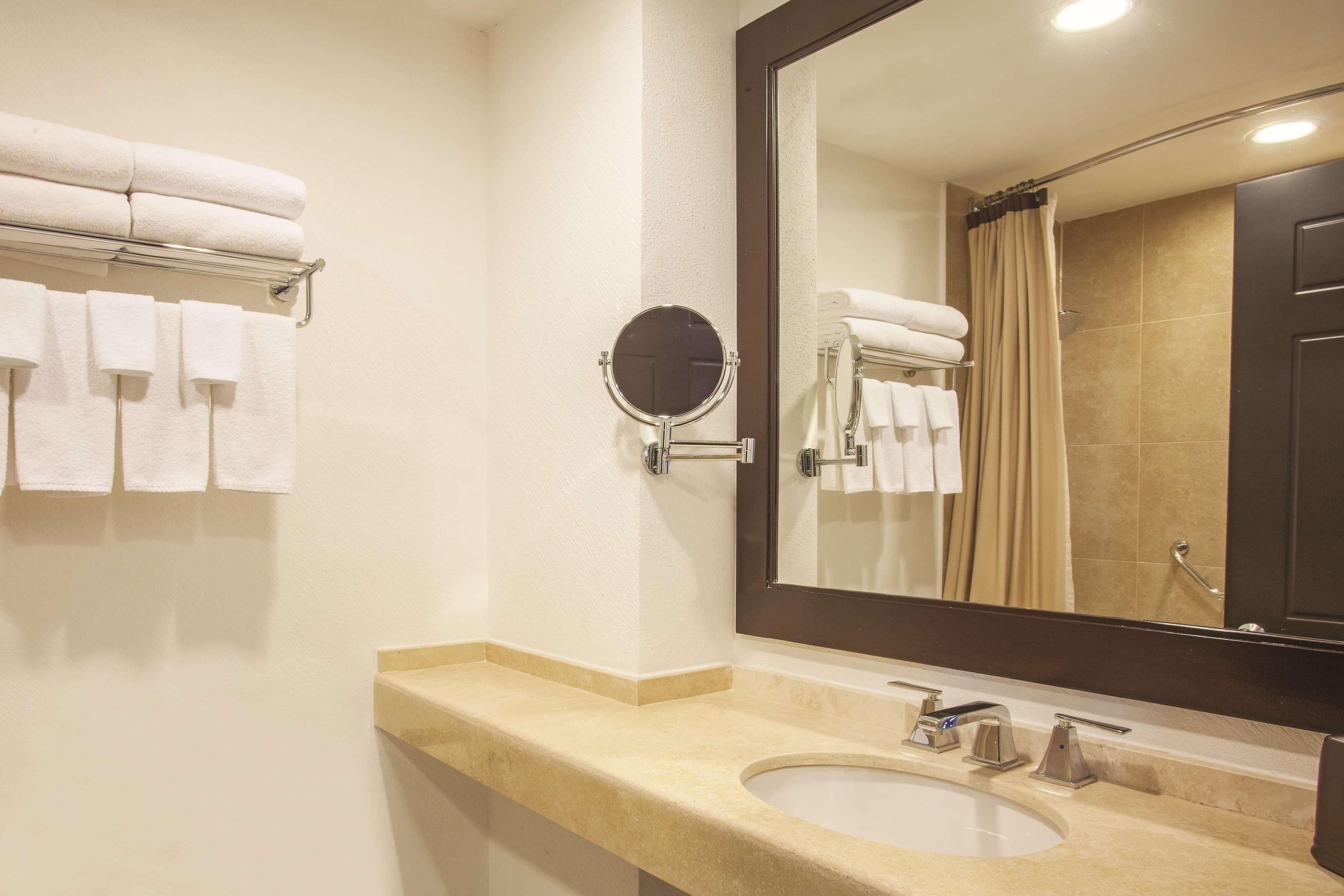 La Quinta By Wyndham Poza Rica Ξενοδοχείο Εξωτερικό φωτογραφία